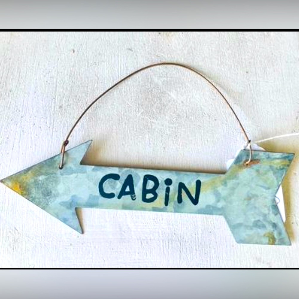 *Galvanized Metal Rustic Arrow Ornament **cabin ornament only**